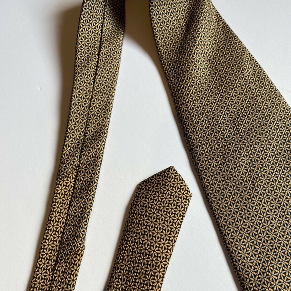Nautica Men Tie Gold/Purple 100% Silk Made In Mexico - Picture 12 of 12